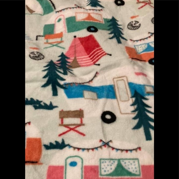 COPY - Camper Blanket - Picture 1 of 2
